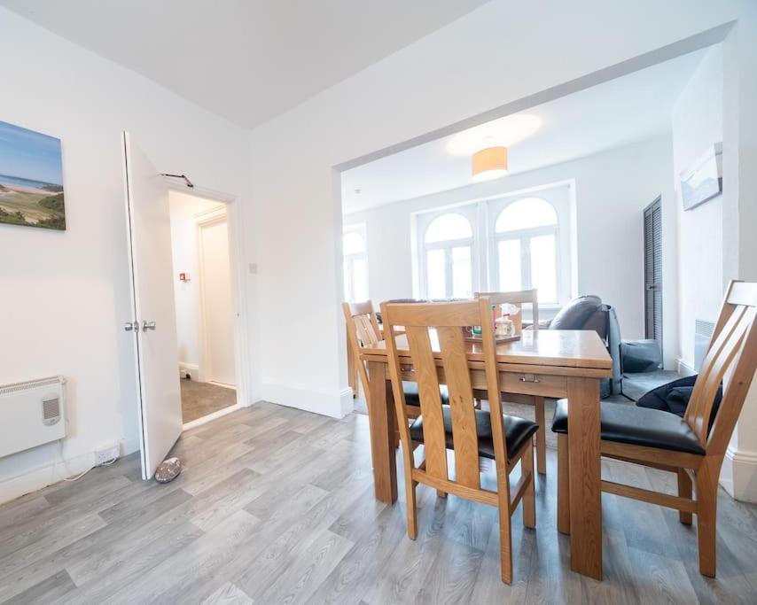 Mumbles View - Free Parking Leilighet Oystermouth Eksteriør bilde